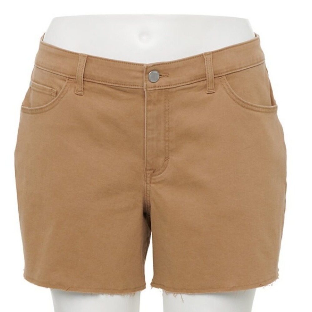 Evri Womens Frayed Hem Jean Shorts 26W New with Tags Brown 5 Inch Inseam Cute
